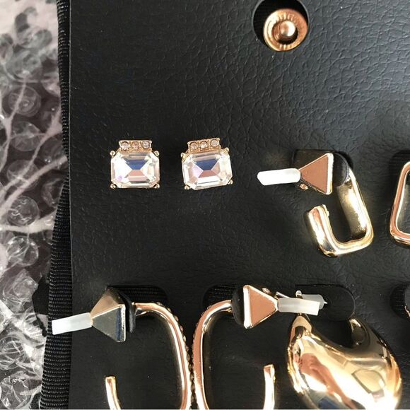 NWT WhiteHouse Black Market gift set of earrings - Picture 3 of 8